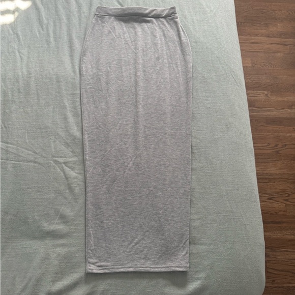 Missguided Tube Skirt - Picture 2 of 5